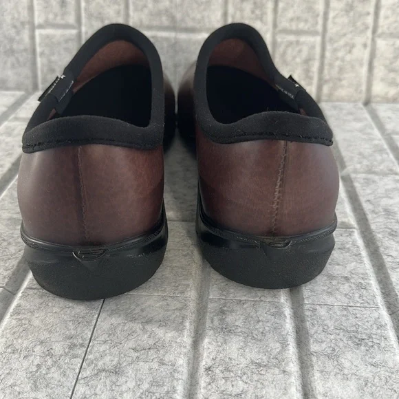 Sloggers Men's Brown Slip-On Shoes - Picture 8 of 14
